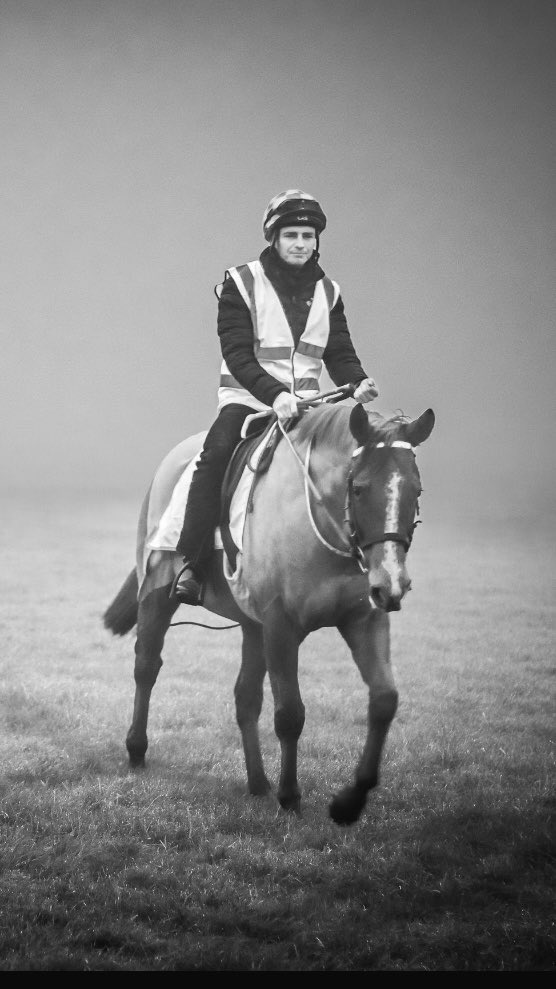Today we say goodbye to our Pupil Assistant Ben James as he moves on to pastures new as Assistant Trainer to Ed Dunlop. It’s been a pleasure working with Ben over the last 2 years and we wish him all the best as he embarks on this new chapter!
