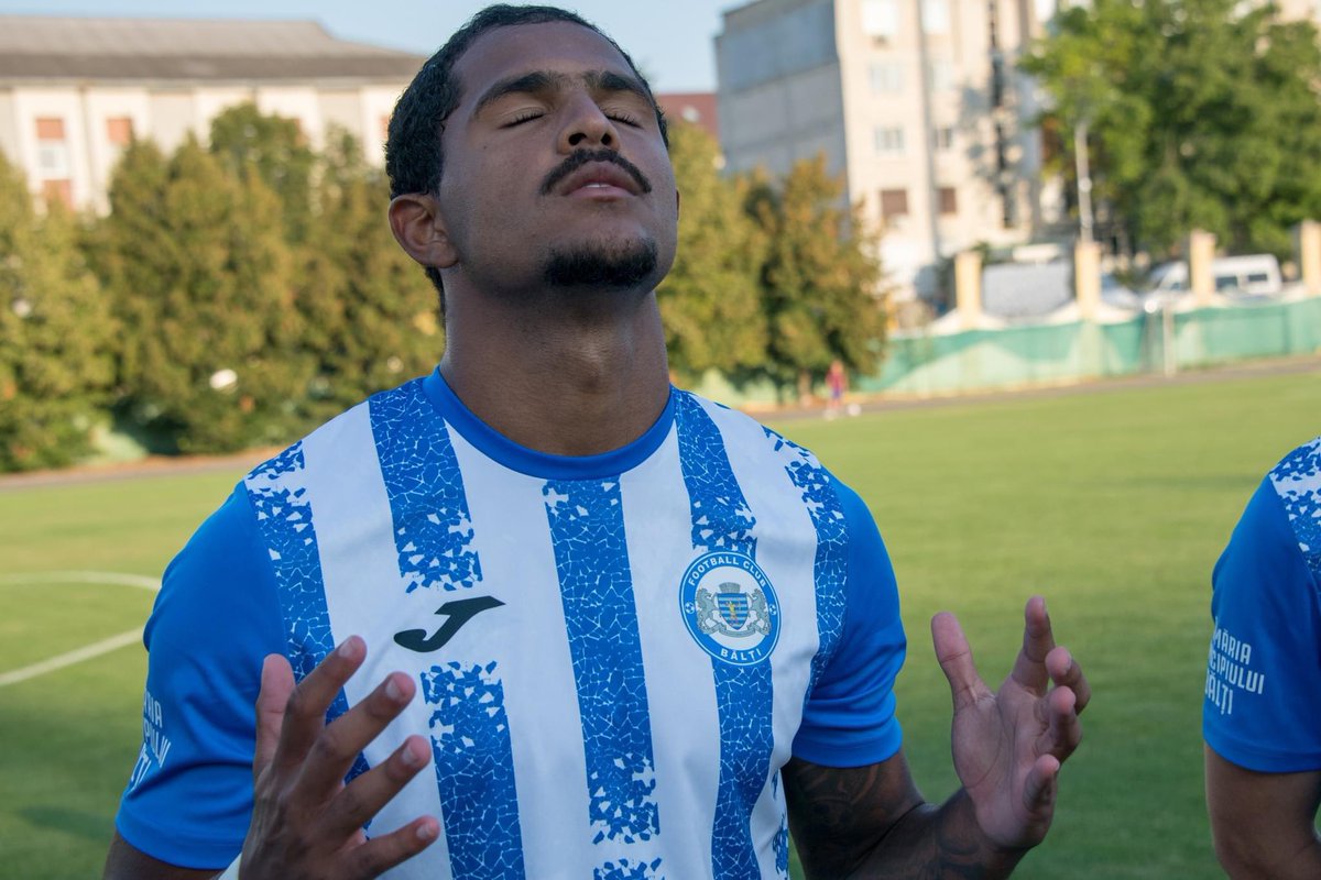 eternocaleb's tweet photo. Estou convencido de que aquele que começou a boa obra em vocês  há de completa-la  até o dia de Cristo Jesus “

Filipenses 1:6

#superligadamoldavia 🇲🇩 
#vitoria 
#gol 
#gratidãoDeus..💙🤍⚽️❤️‍🔥🙇🏾‍♂️ https://t.co/aHQnAGETdg