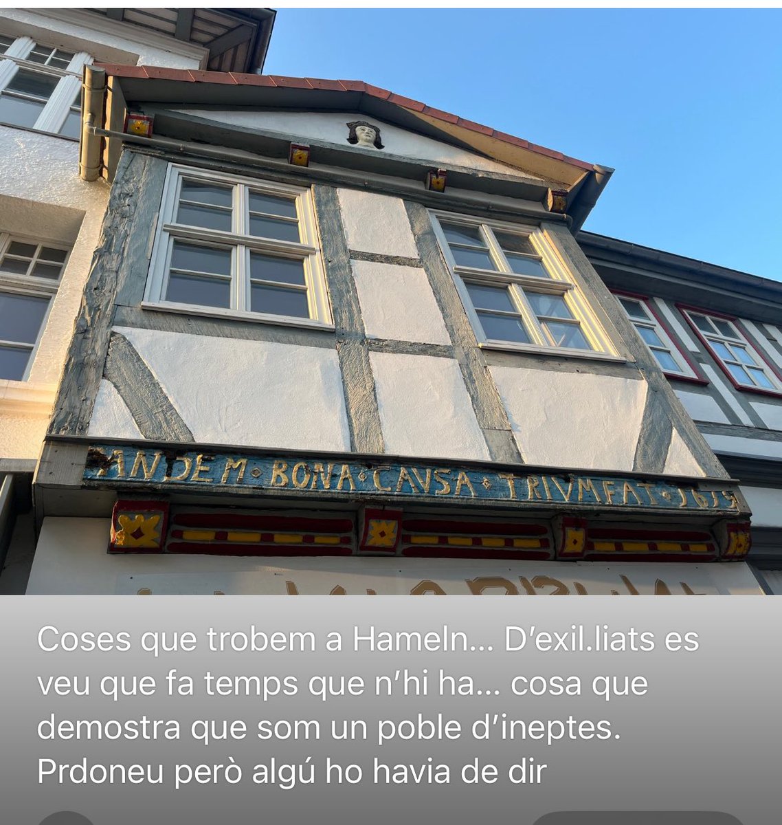 #NoPassaran tweet media