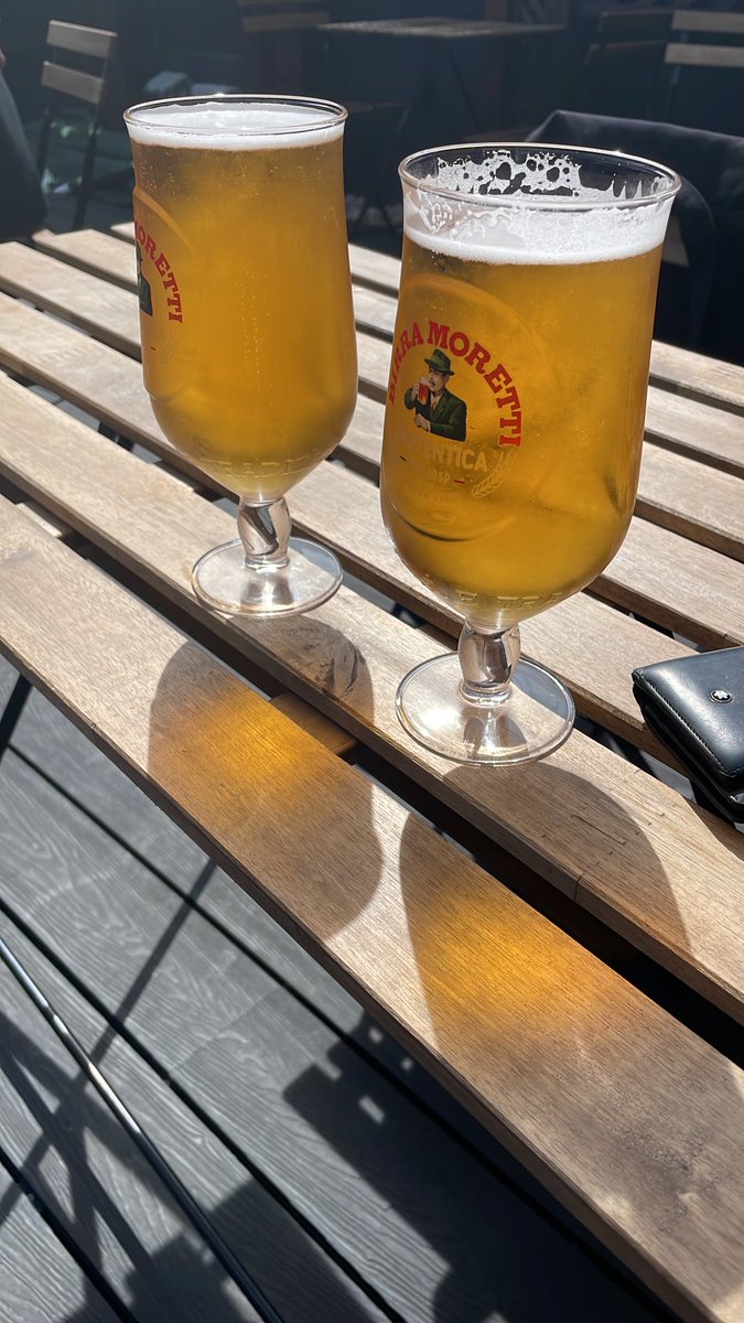 Chris Lewis (@chrislewis1385) on Twitter photo Double parked but at 2 for £8 happy hour in the Star, Taunton you can’t go too far wrong <a href="/PintsBeauty/">Pints Of Beauty</a> 😍. Double parked but at 2 for £8 happy hour in the Star, Taunton you can’t go too far wrong <a href="/PintsBeauty/">Pints Of Beauty</a> 😍.