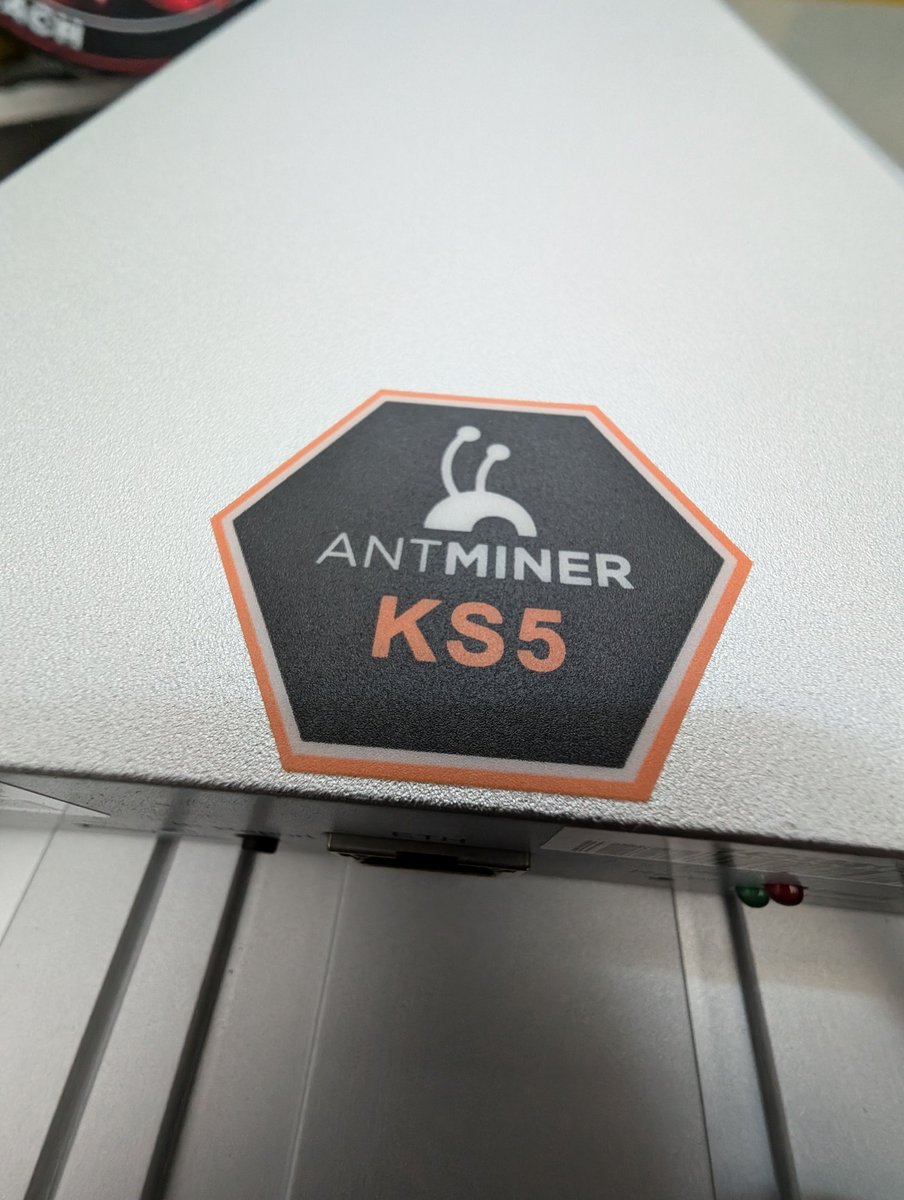 Mining Stacker tweet media