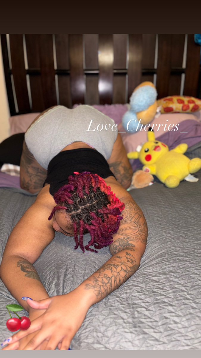 Love_Cherries_'s tweet photo. Clothes On or Off Daddy 🍒🤭🍑 https://t.co/U0368Sihn6