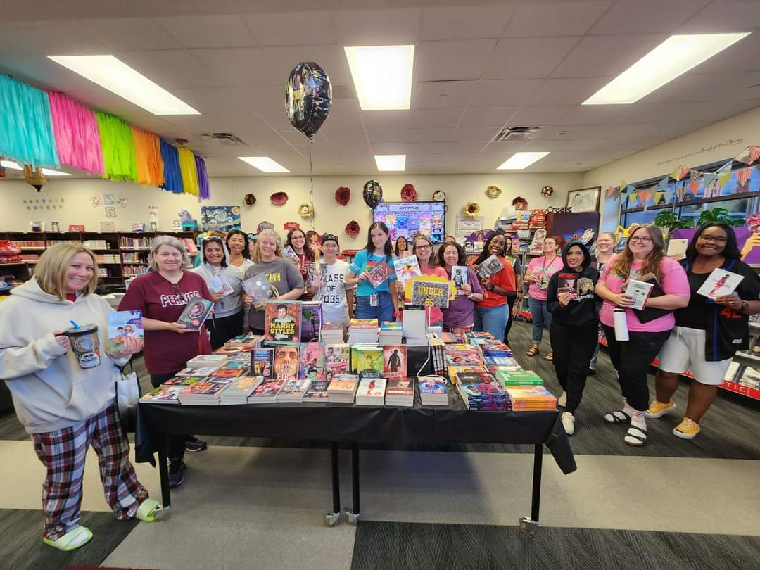 Brandi Grant, MLIS π (@littylib) on Twitter photo In celebration of BOOK FAIR week, today is βDress Like a Student Day!β How did we do?
The book fair is open Aug. 19-27 from 7:55am -4:05pm. See you at the fair! @FISD_Libraries <a href="/FISD_PearsonMS/">Pearson Middle School</a> #elevate #amplify #FISDallstars In celebration of BOOK FAIR week, today is βDress Like a Student Day!β How did we do?
The book fair is open Aug. 19-27 from 7:55am -4:05pm. See you at the fair! @FISD_Libraries <a href="/FISD_PearsonMS/">Pearson Middle School</a> #elevate #amplify #FISDallstars