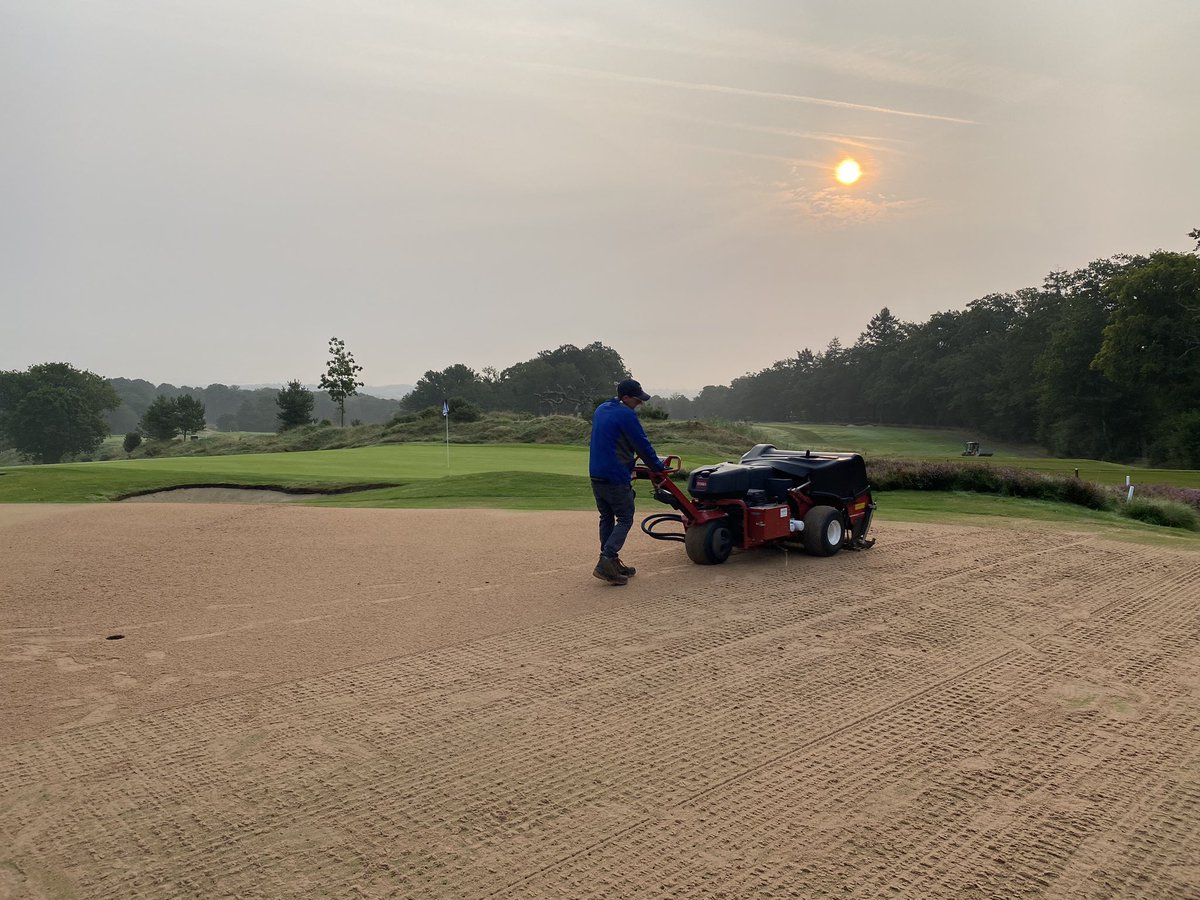 plestee's tweet image. Maintenance week day 1 @StonehamGC . 11 greens tined with 16mm and 12mm solids and plenty of sand applied along with hollow coring , collected and debris blown on all the tees, aprons, fairways and surrounds on the front 9 holes. We go again tomorrow on the back 9! #TeamStoneham