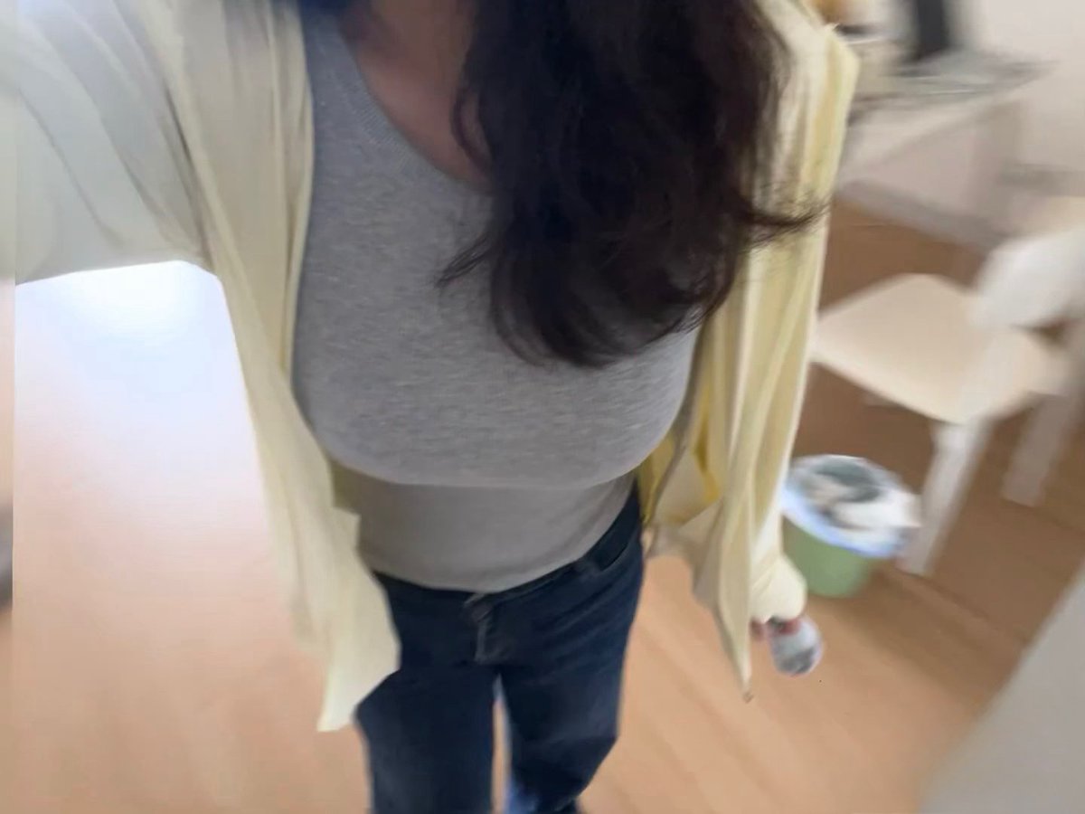 PetersRiri's tweet photo. #女大学生 #羞辱 #大雷 #射屏
文案依旧匮乏 https://t.co/7qnZwq6Mg8