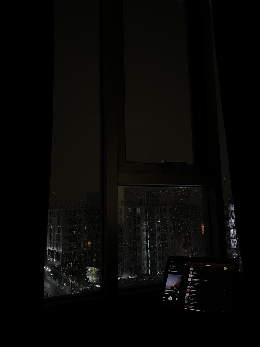 craftmars_'s tweet photo. Rainy night🌒☔️ https://t.co/2U91IqV7jy