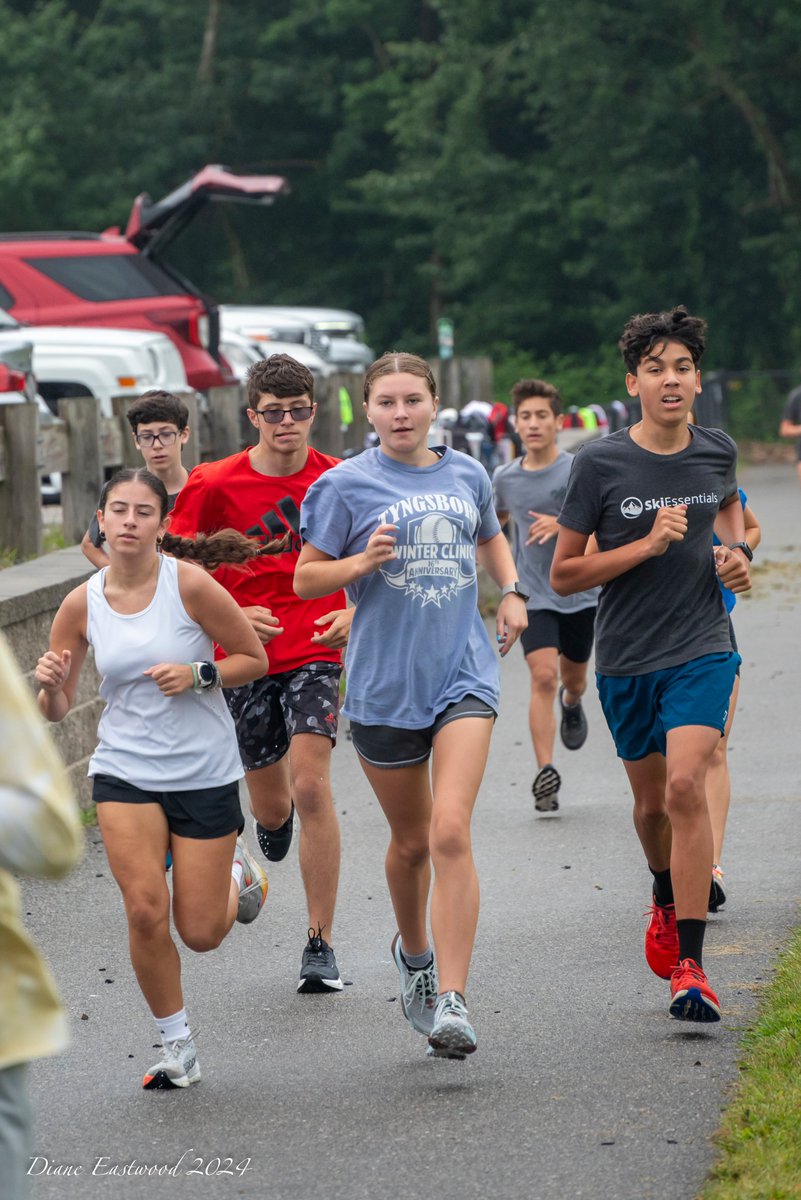 deastwood23's tweet photo. THSXC~First day of practice/first day of 2024 season.  Welcome Back!  @tlghc2000 @TyngsboroXC https://t.co/jp9trZiUJp