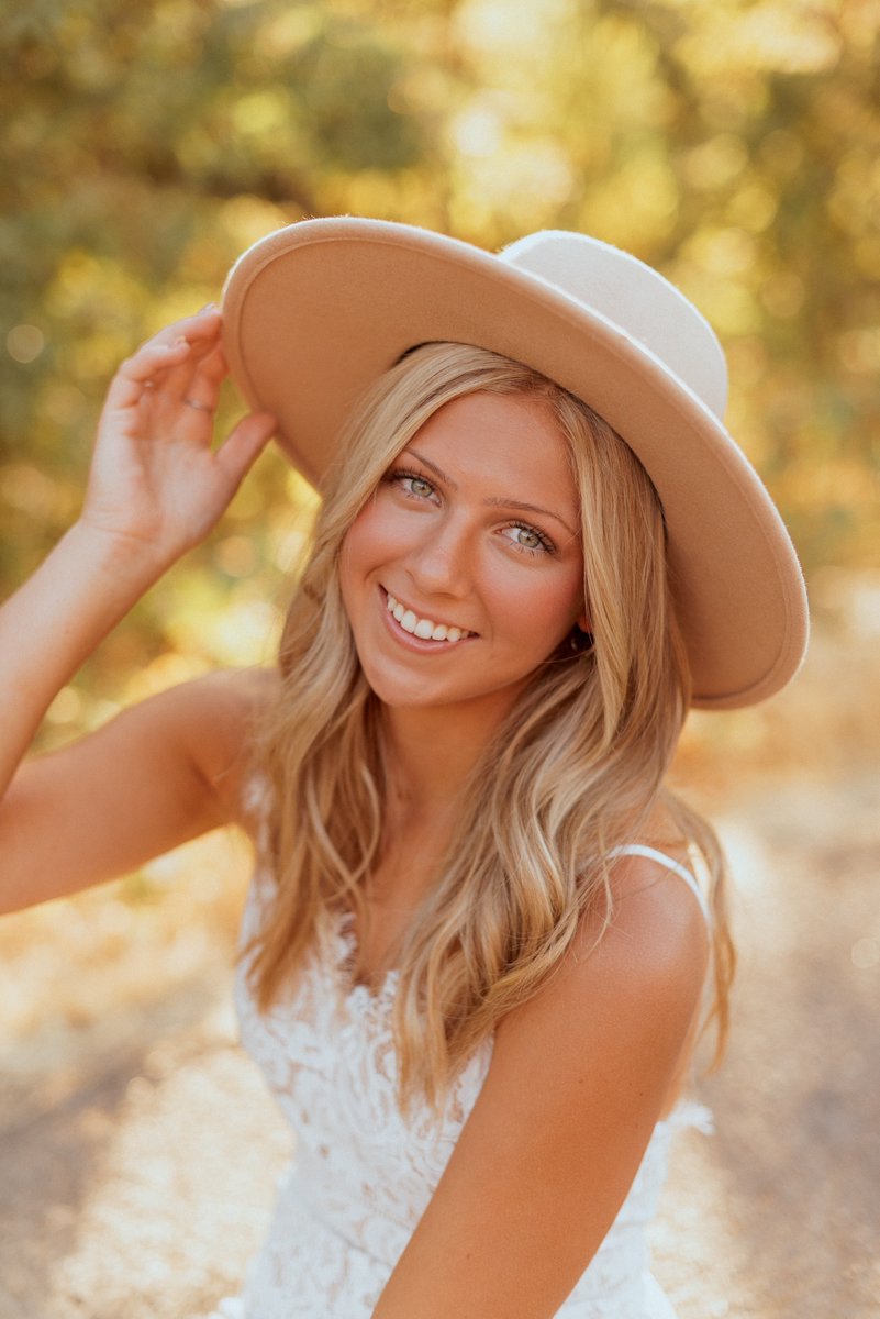 Congratulations to Emma Spalding, 2024 graduate of North Bend HS, and a  2024 OACA "Coach Dave Johnson" scholarship award recipient. Emma will be attending Southwestern Oregon Community College this fall.