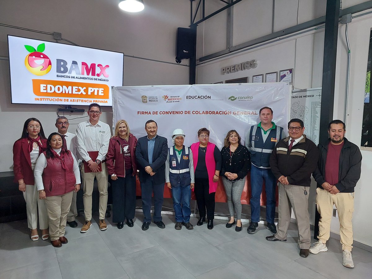 Conalep_Edomex's tweet image. 🤝✨ ¡Unimos fuerzas por un México más solidario! Firmamos un convenio con Bancos de Alimentos de México ( BAMX ) para impulsar el compromiso social en nuestra comunidad CONALEP. 🌱💪 ¡Juntos generamos impacto y transformamos vidas!
 #ApasionadamenteCONALEP #BAMX
#ElPoderDeServir