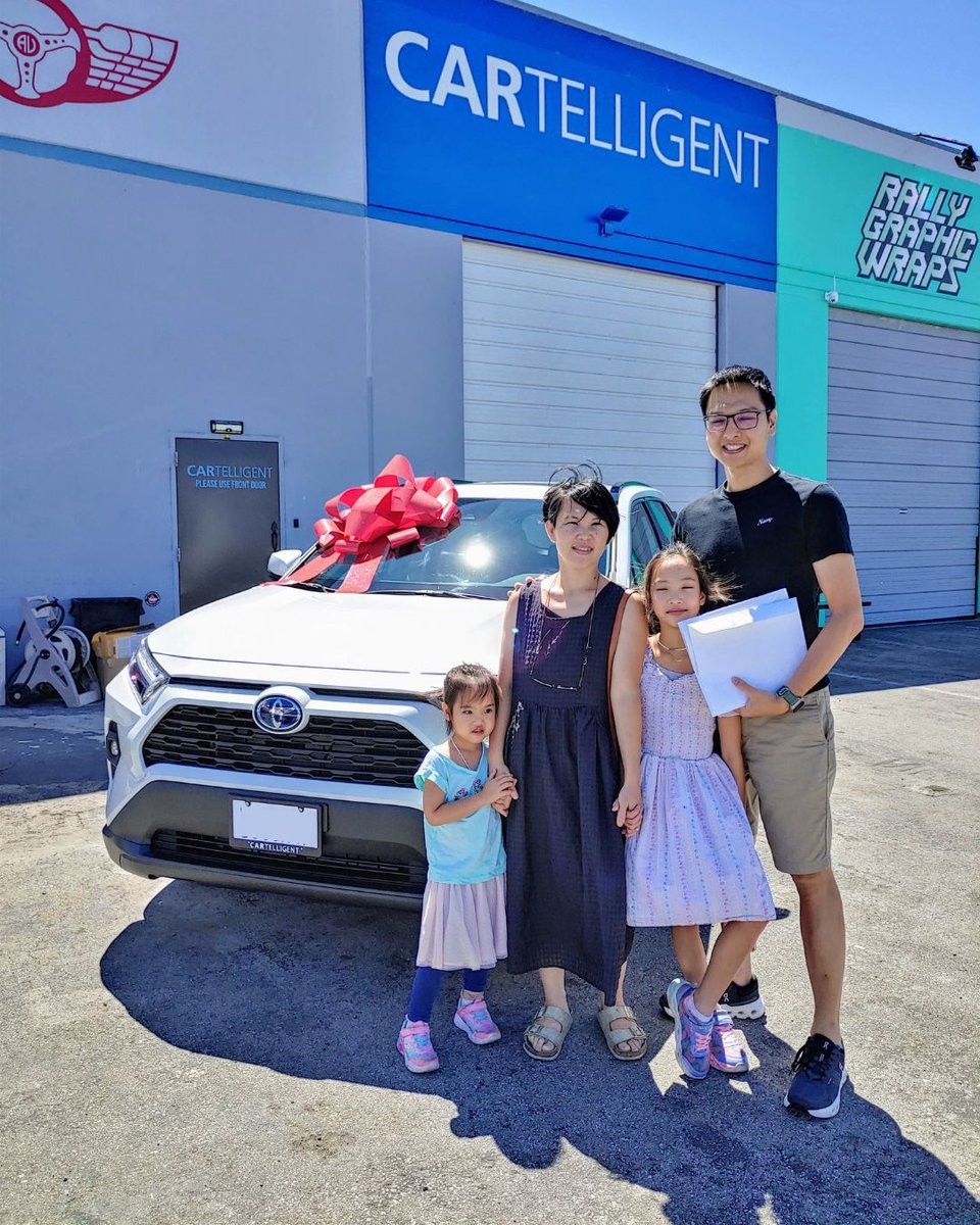Cartelligent's tweet image. Congrats to our clients on their new cars!

Cartelligent transforms the car buying and leasing process into a convenient effortless experience designed to bring happiness to an otherwise frustrating process.

#cargramm #dailydriven #mazdalife #volkswagen #rav4 #SUV #newcar