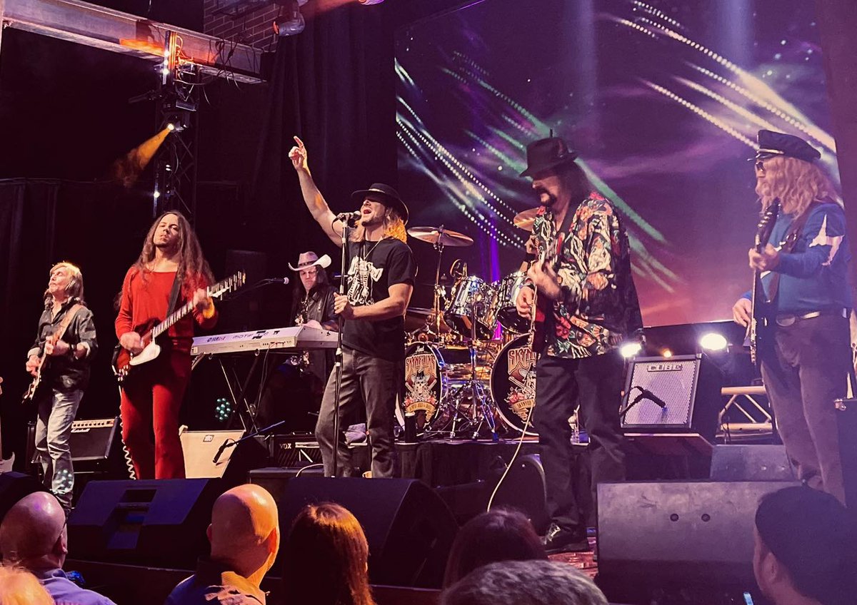 SkynFolks, the ultimate Lynyrd Skynyrd tribute band, is coming to the Emma Kelly Theater this Saturday, August 24th, at 7:30 PM! 
Don’t miss your chance to relive the Southern rock classics with an electrifying live performance! Grab your tickets here:
tix.com/.../averittcen…