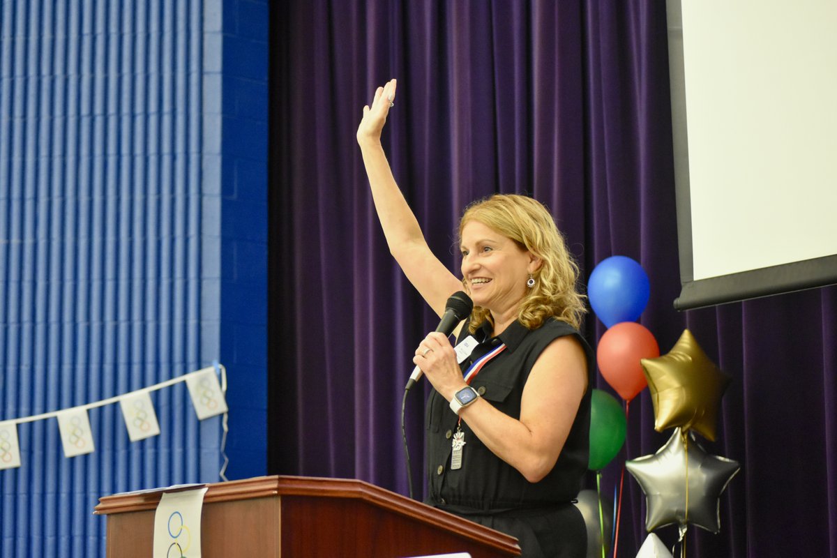 CCSD 46 Grayslake IL tweet media