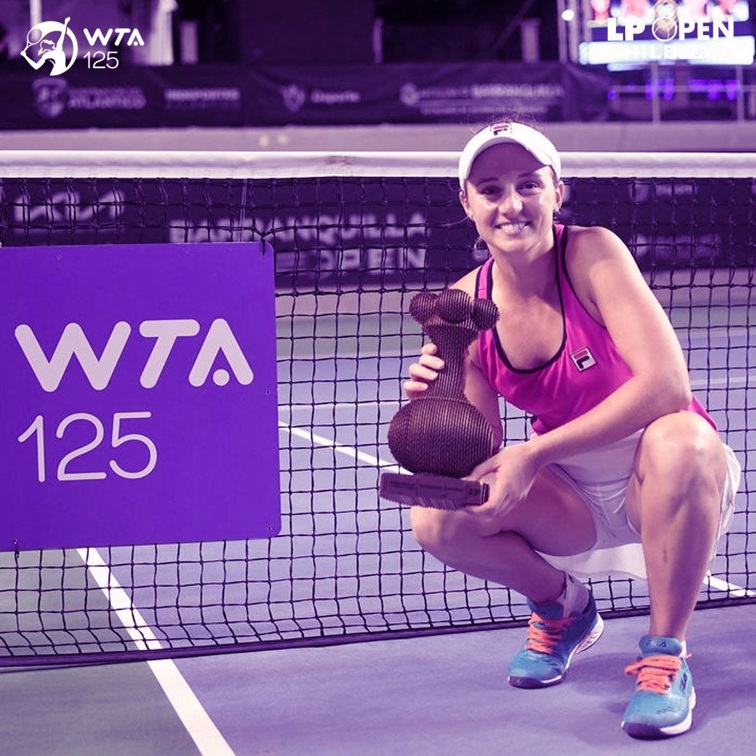 ¡Celebremos a Nadia Podoroska! 🎉🇦🇷🏆 Campeona del WTA 125 Barranquilla Open, 3️⃣ título <a href="/WTA_Espanol/">WTA Español</a> 125 para avanzar 20 lugares en el ranking mundial 🔝 6️⃣8️⃣ nuevo ranking 🫶
¡Felicitaciones Nadia! 👏 #NadiaPodoroska #Tenis #WTA125 #LPOpen
