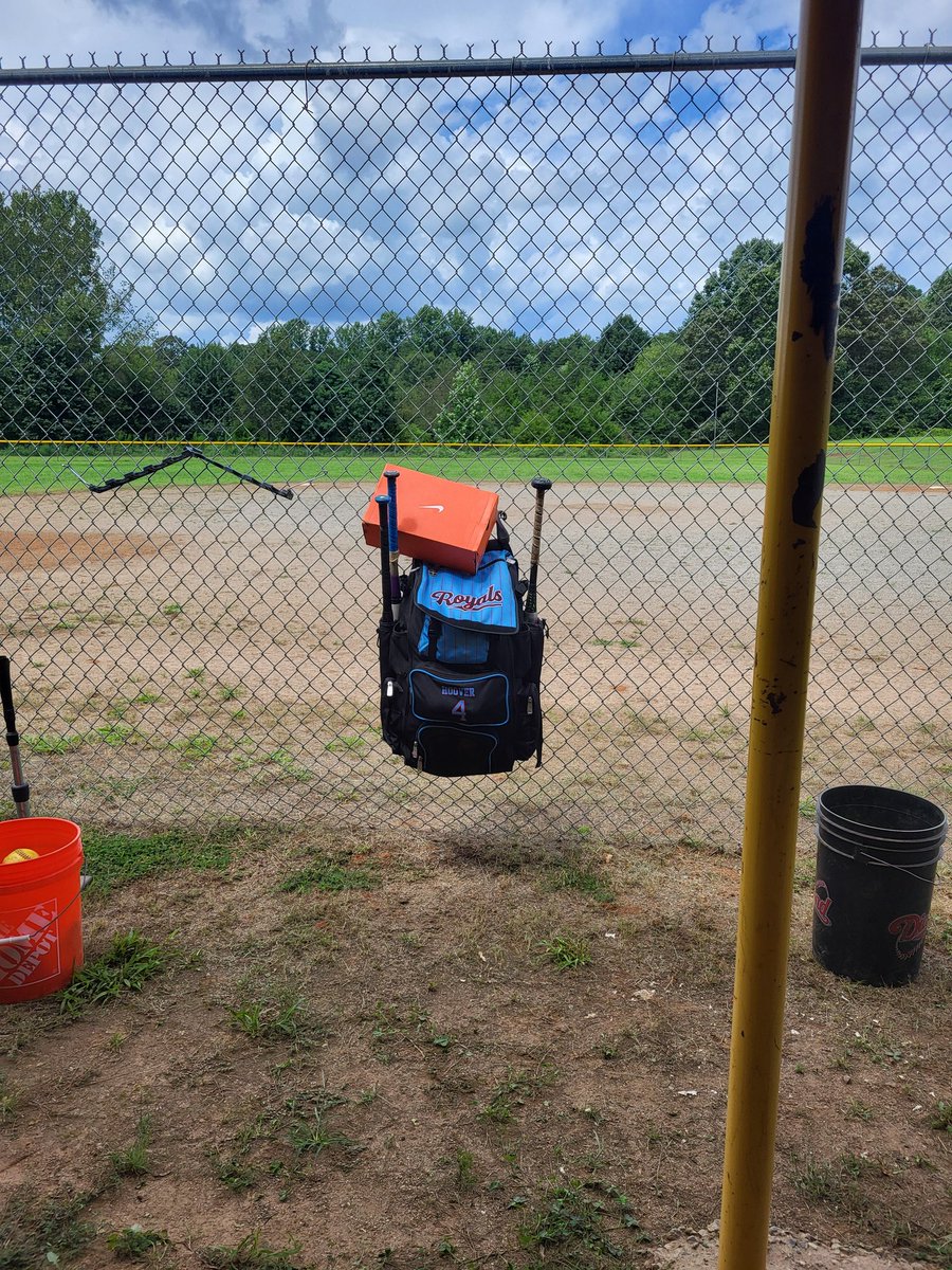 Middle  school softball starts today with tryouts for Denli Hoover. We play in the fall in Lincoln County. Go be great, but most importantly be a great teammate. Go Wildcats.