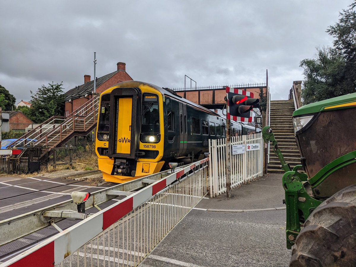 Luke Farley tweet media