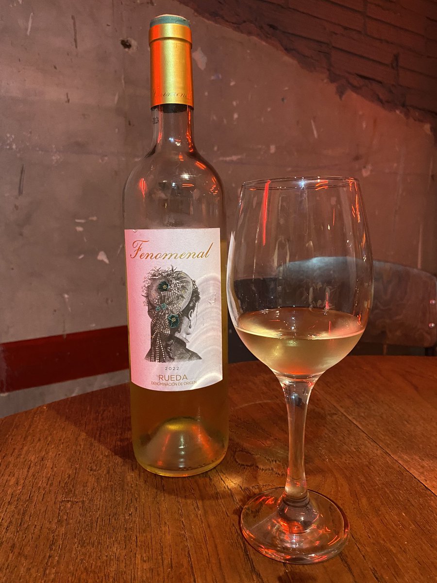 Eduardspiritsvv's tweet photo. Trafalgar Pizza Club. En Barcelona encontrarás la mejor pizza de españa de 2024.
#pizza #fenomenal #bngrup #vinosderueda #uvasfelices https://t.co/vfztDWXskT
