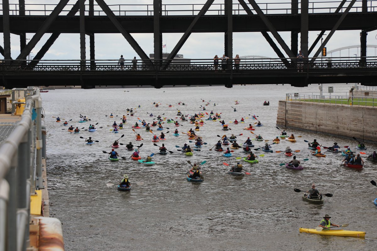 USACERockIsland's tweet photo. On Saturday, Locks & Dam 15 in Rock Island, Illinois, once again welcomed hundreds of paddlers as part of the incredibly unique #Floatzilla event held annually in the #QuadCities. https://t.co/0rl6jKX7CN
