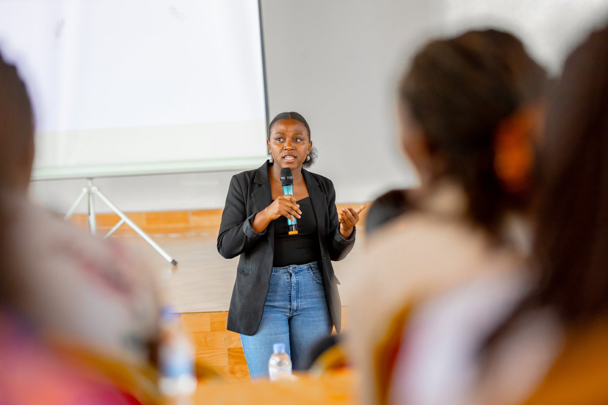 FAWERwanda's tweet photo. The scholars were able to dive deeper into resume building, emphasizing the importance of personal branding and maintaining a professional online presence. They're exploring platforms like LinkedIn and Baobab to help advance their careers and open new opportunities. 🌟 https://t.co/ntePuLYIUo