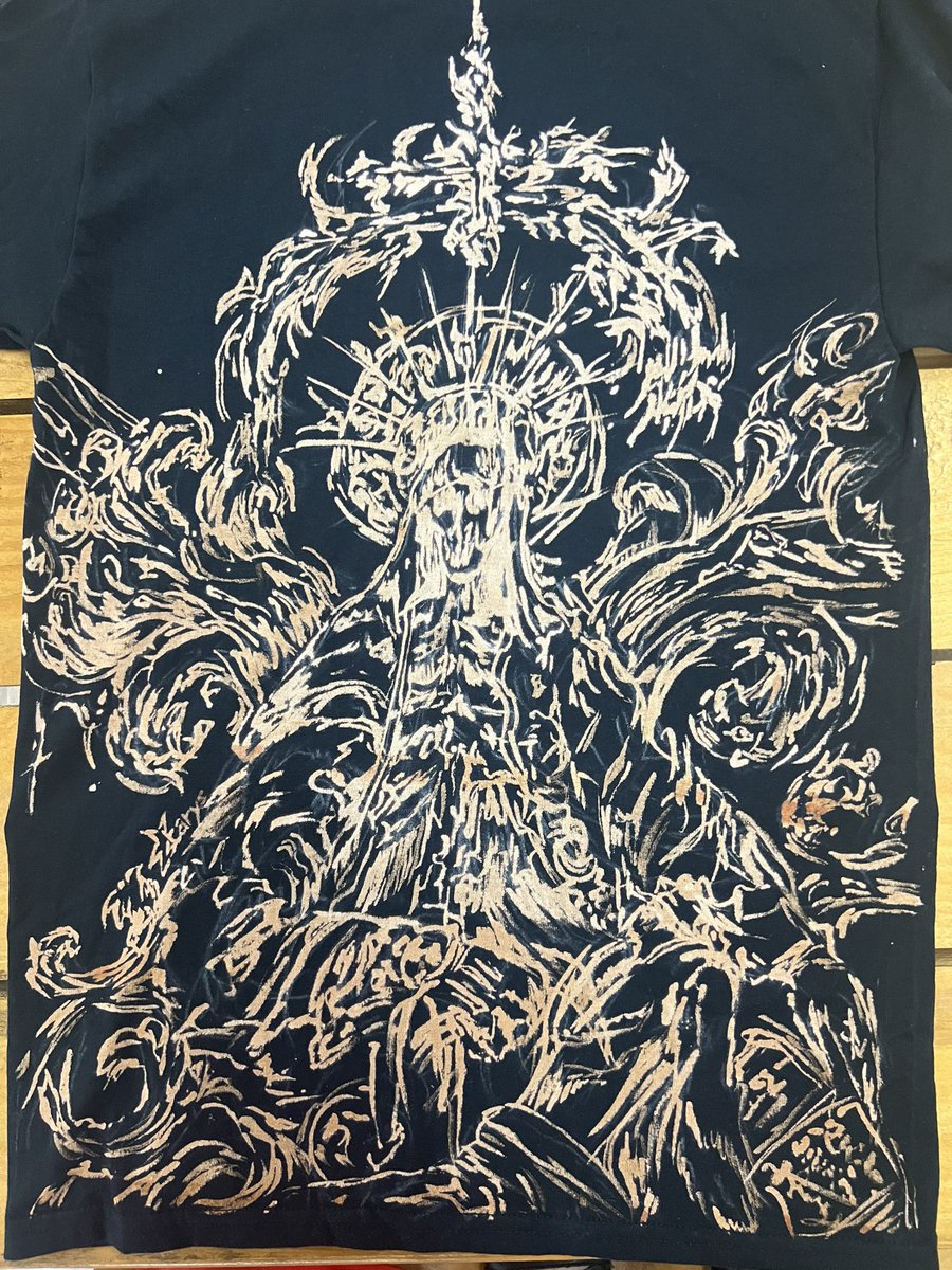 st4rys__'s tweet photo. reverse dye technique w bleach https://t.co/KfXXbYdQJf