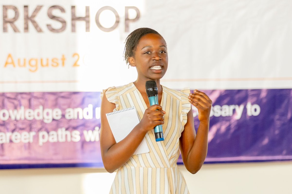 FAWERwanda's tweet photo. "They then regrouped to discuss their challenges,  likethe difficulty of pursuing fields like dentistry in Rwanda, where further education abroad is often necessary but not accessible to many. They shared their experiences and insights on overcoming these barriers! 💼🚀 https://t.co/SSHV31tBCL