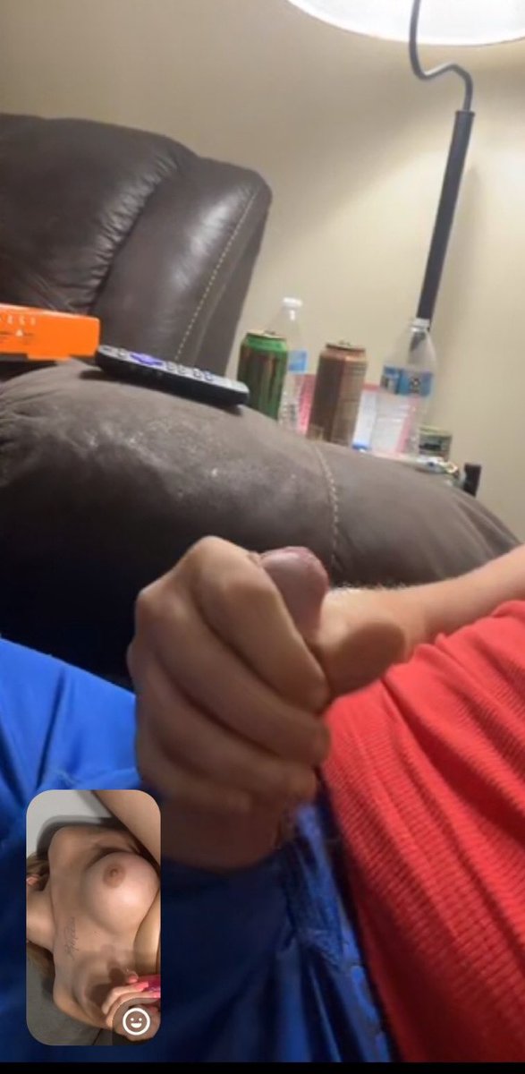 piinklolla's tweet photo. FaceTime was amazing we both came so hard😩 doing a few more dm me https://t.co/rKTCyWv3Py