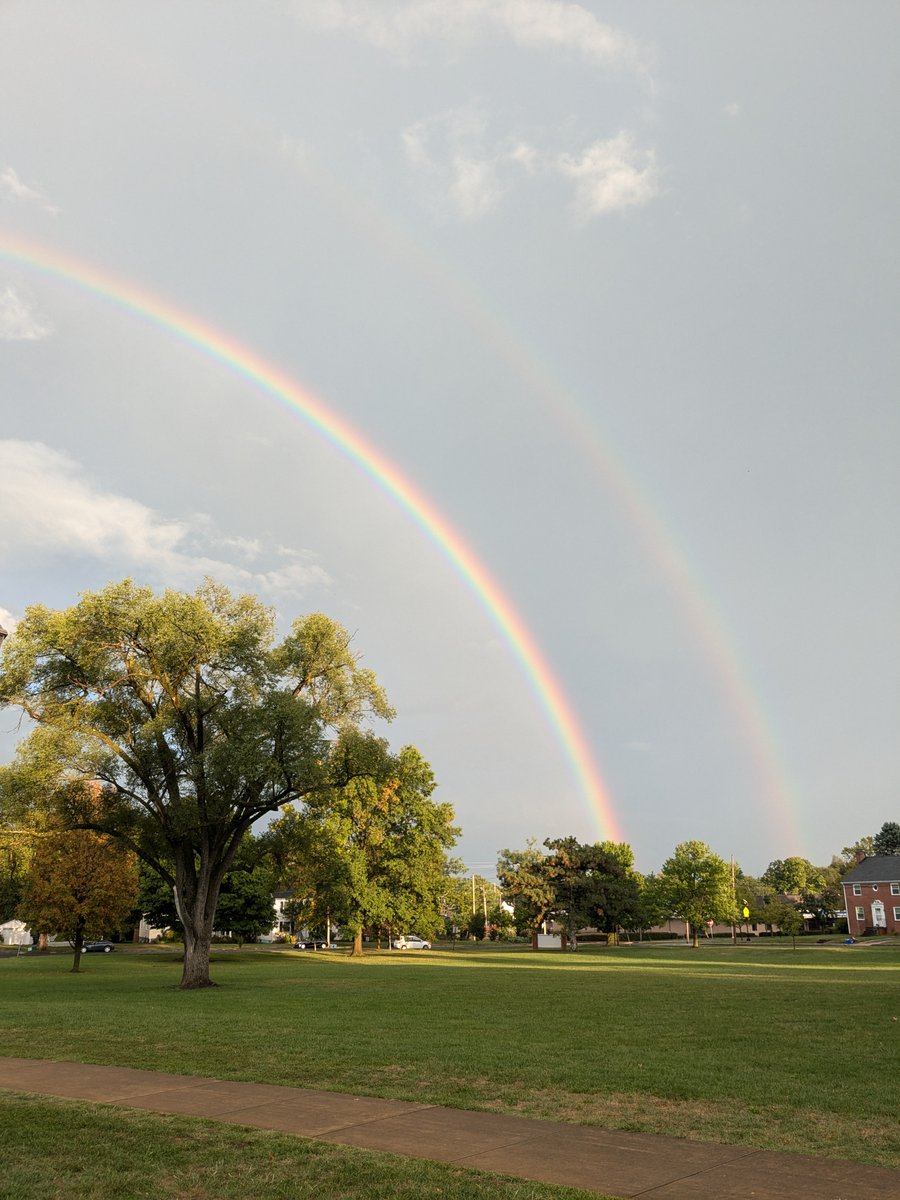 leelo124's tweet photo. Double rainbow all the way! 🌈🌈 Woah what does it mean!? 😭🤯 https://t.co/5DVSlPZ8wZ