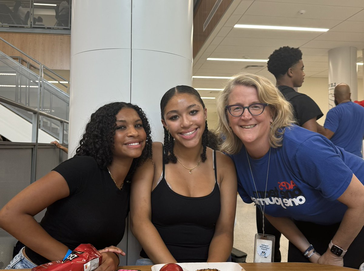 Dr. Elizabeth Hoover tweet media