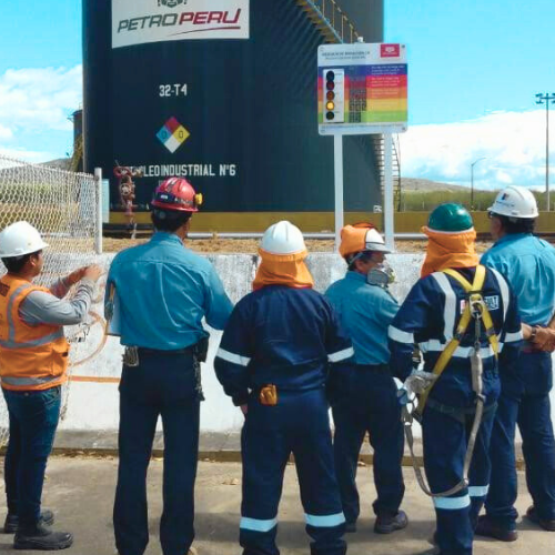 SolmaforoPER's tweet photo. Protege tu salud en el Trabajo: ¿Por qué los sensores UV en tiempo real son tu mejor aliado?
https://t.co/wpvsNGvuTn https://t.co/xgwWxccKaM