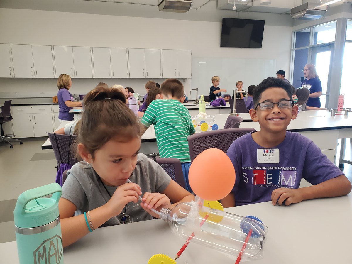 Little STEM Jacks - Balloon Cars
Students became engineers for the morning and build balloon powered cars. They chose their building supplies, tested their design, and made improvements to see which car could travel the furthest.
#SFASU #STEM #ColeSTEMBuilding #Engineering