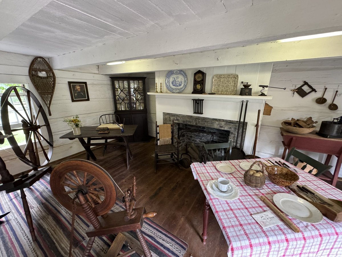 CraigBaird's tweet photo. The Scadding Cabin, located at the Ex, is the oldest home in Toronto. It dates to 1794 when John Scadding built it. It was moved to its present site on Aug. 22, 1879, the same year the CNE began.
@LetsGoToTheEX https://t.co/9JmcUSVMSd
