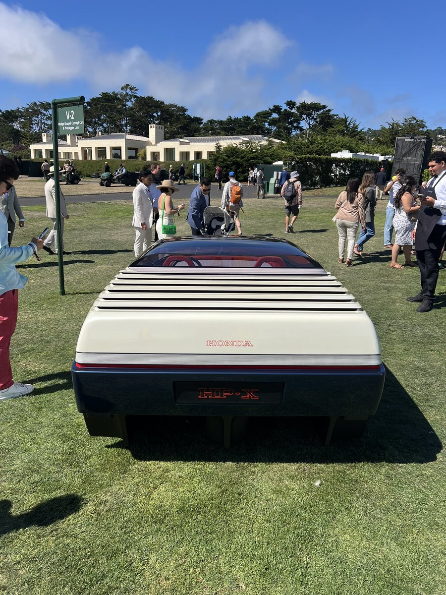 hjwakerley's tweet photo. The Honda HP-X is wedgy perfection. https://t.co/GrQgcmpZ5a