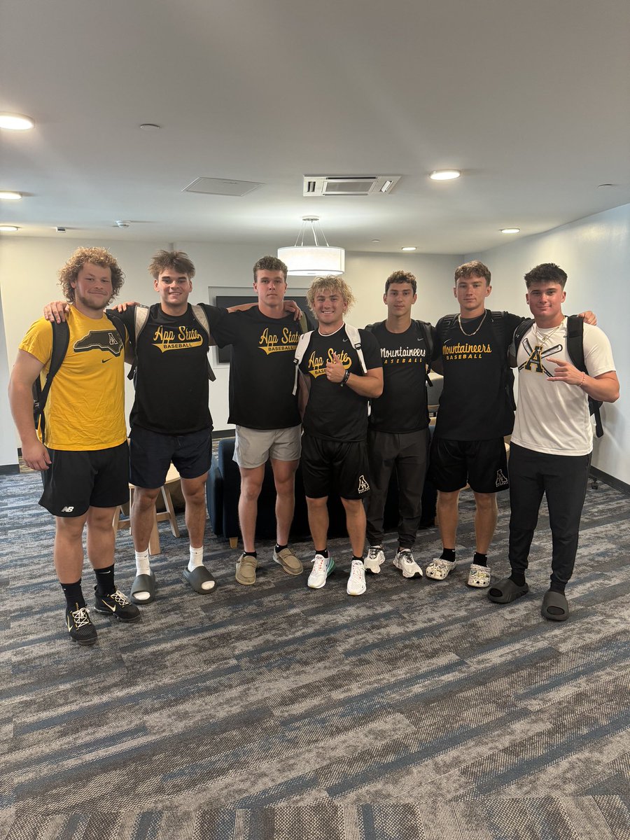 First day of school for the class of 2028!

#TIGMA