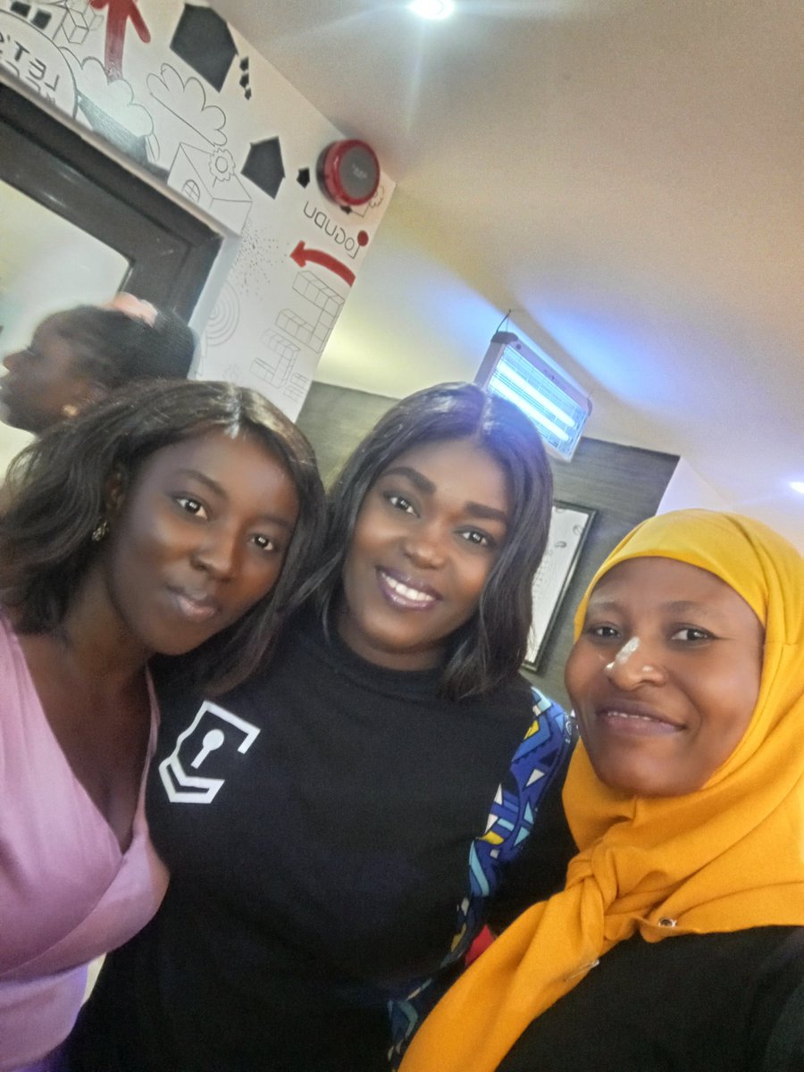 Dewunmie's tweet photo. Glad to be among The Women leaders @lilac_Africa #BrazenSummit #WomenInTech https://t.co/aaNPBgt0Gm