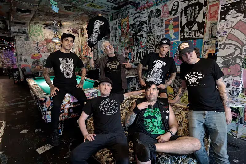 Cool little write up with my <a href="/Tmoms/">Tattooed Mom</a> shirt in the <a href="/PhillyInquirer/">The Philadelphia Inquirer</a>