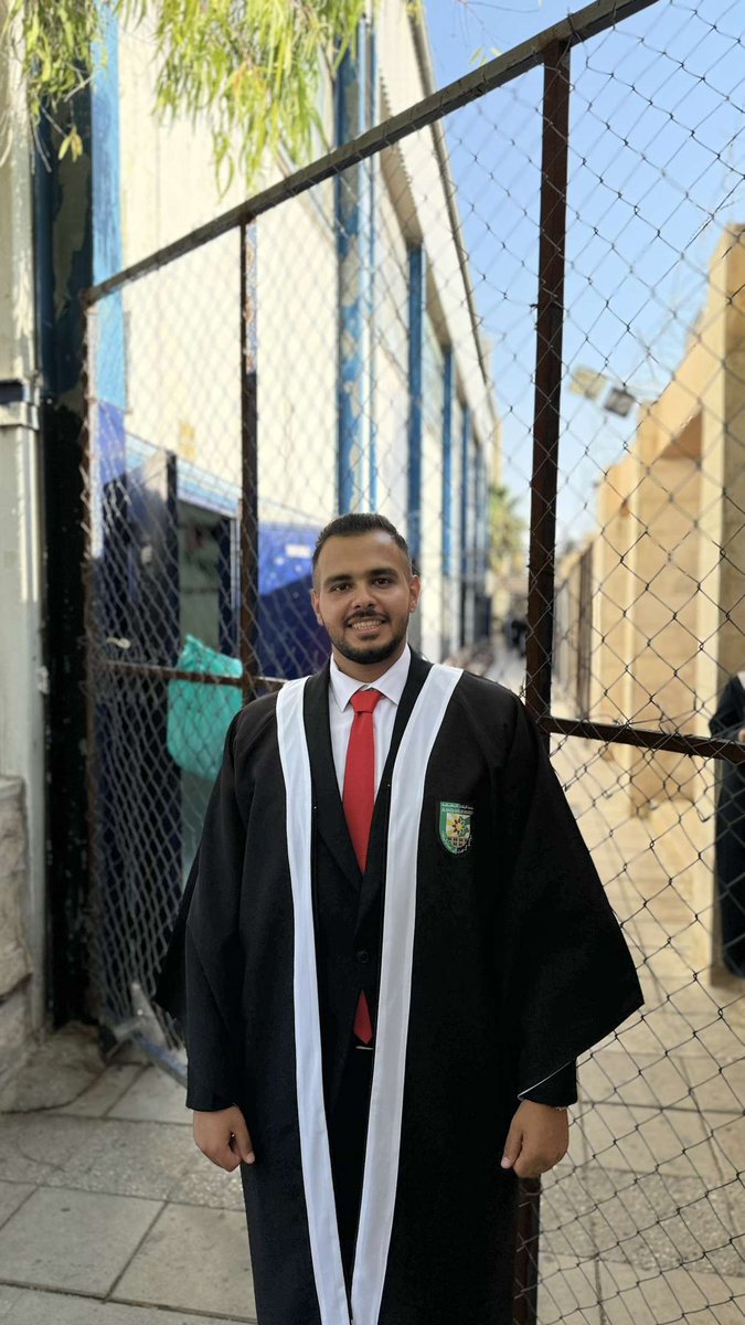 3bbadi_m7md's tweet photo. الحمدلله 🎓❤️ https://t.co/4hZepgFgyQ