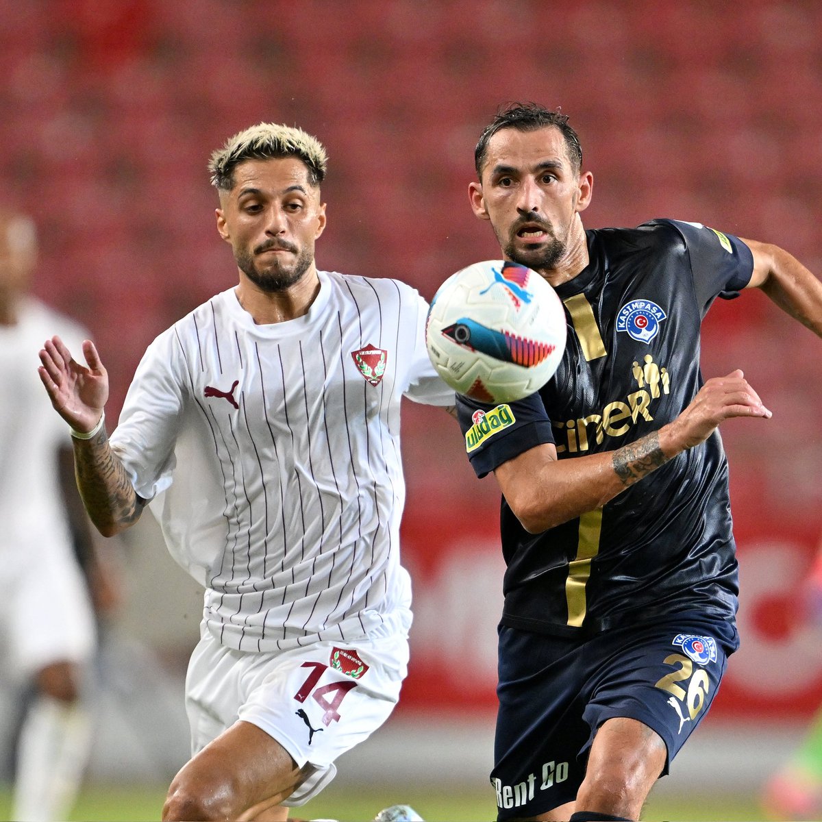 golvarmi's tweet photo. MS | Hatayspor 1-1 Kasımpaşa
⚽️ 21' Fernandes
⚽️ 90+1' Nuno Da Costa
#HTYvKAS https://t.co/iR7RWxDtH1