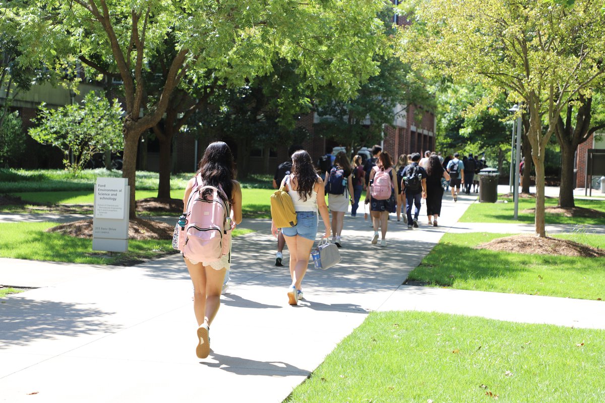 CoulterBME's tweet photo. Happy first day back, Jackets! Welcome to our freshmen, and a special shoutout to our seniors on their last first day!
#GT28 #biomedicalengineering #georgiatech https://t.co/GCGXfI421u