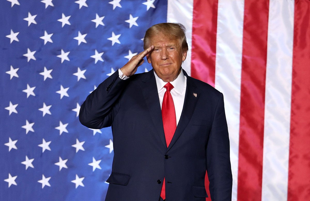 DONALD TRUMP: 
- I will fire Gary Gensler on Day 1

KAMALA HARRIS: 
I will make Gary Gensler Treasury Secretary

Tough choice... 🤔