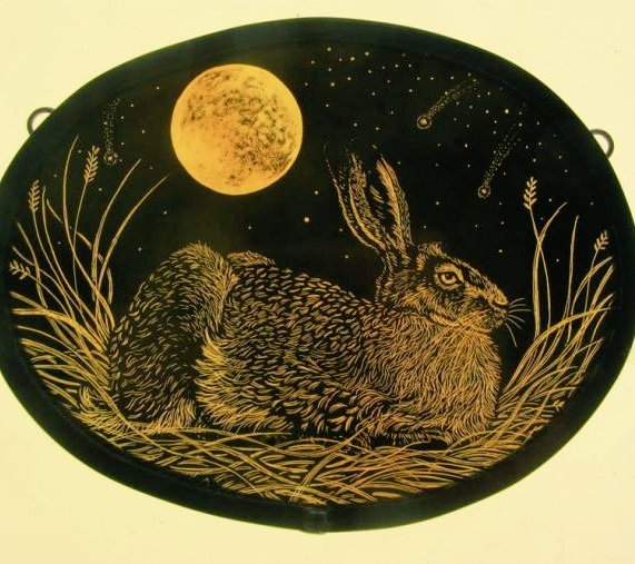 #FullMoon, also known the Barley Moon or the #SturgeonMoon
Artwork by Tamsin Abbott, English stained glass artist #WomensArt #Supermoon