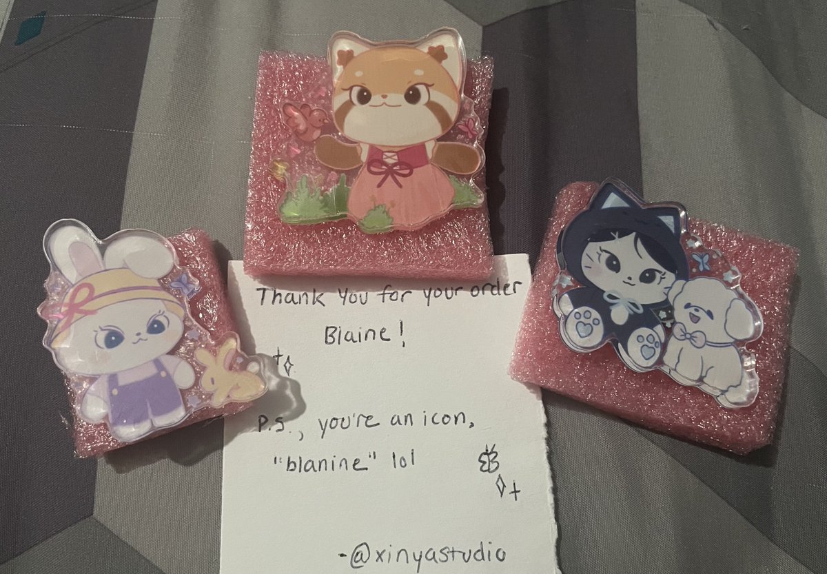 ilovejungyerin_'s tweet photo. my viviz wizoo pins from @xinyastudio came in today and theyre so cute!! 10/10 purchase i love them!

also i cant believe the seller knew who i was and it honestly made my day! i guess "blanine" is gonna be my nickname forever thanks to whoever edited that viviz video LMAO https://t.co/w4dlHc7cwP