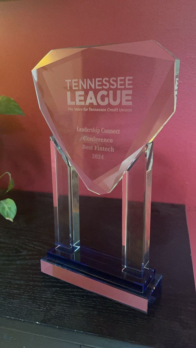 AnchorPointCUA's tweet photo. Happy World Photography Day! A photograph is a way to feel the emotion and context of an exact moment. We are proud to capture and share photos of who and what makes us a successful league. Let's see some of your CU favorites☀️
#WorldPhotoDay #TNCULeague #CUPhotography https://t.co/ogiS059EtL