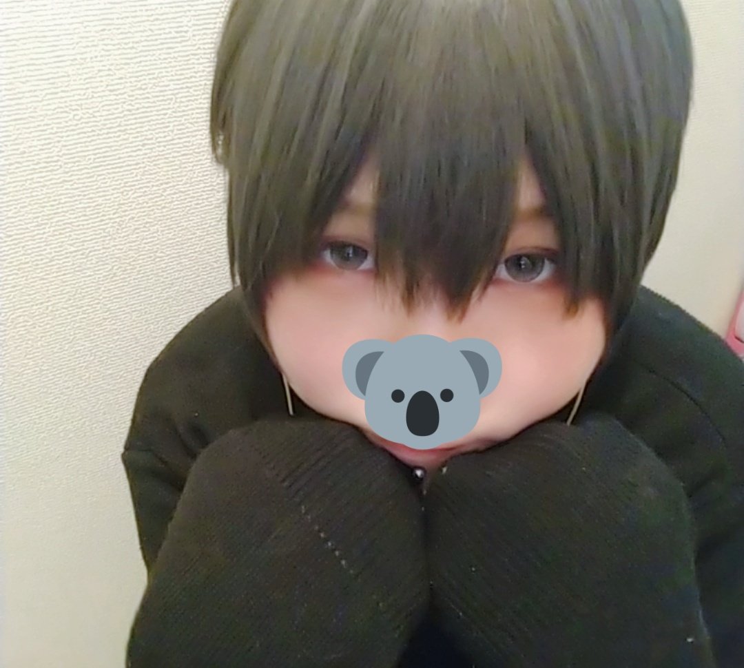 amaamane303's tweet photo. ｶｺｶﾞ
髪色の色素薄い系も暗髪もすきだな〜って思って久々に https://t.co/9TgUvLrBtc
