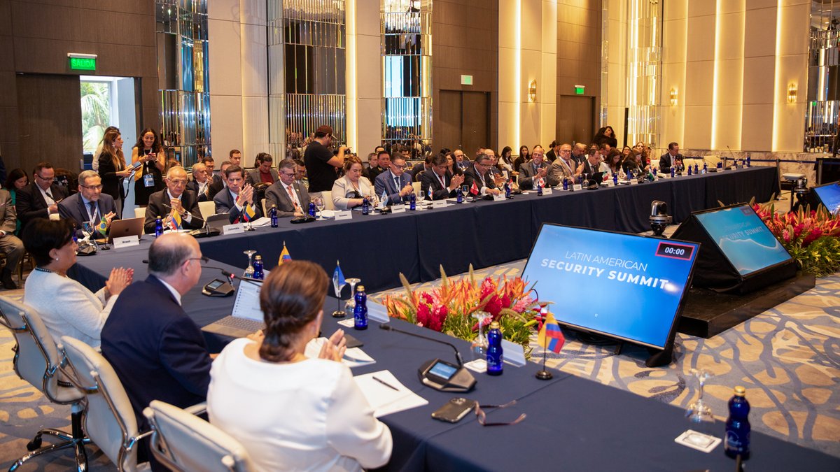 Ilan Goldfajn tweet media