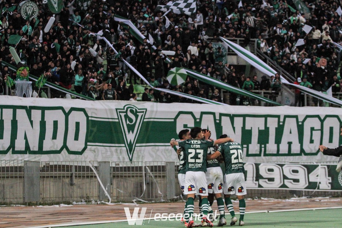 eseaenecl's tweet photo. Santiago Wanderers de Valparaíso se repone con una holgada victoria en Playa Ancha. Es obligación ratificar el alza ante un complejo rival en calidad de visitante el próximo lunes #SWvsRAN #SW132 #AgostoEsWanderers #VolveremoSW #SW2024.

📷: Cristian Andaur. https://t.co/W4cX8IAWcO