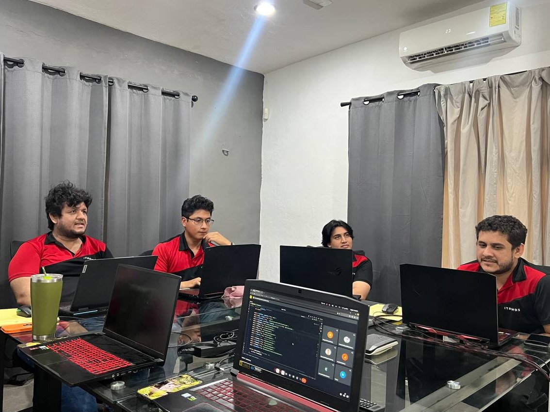 itrendsmx's tweet photo. Sesión de revisión dé código y retroalimentación de nuestro equipo de desarrolladores Senior al equipo Junior. 

“Sin junior, no hay senior” 

#somosdevelopers #programadores #somosprogramadores https://t.co/EjgvZ6GGdz