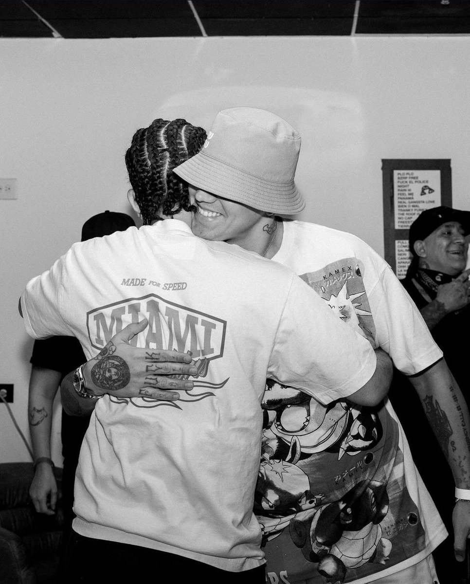 necesitamos otro tema de ustedes por favor🙏🏼🙏🏼 <a href="/TruenoOficiaI/">TR1 ⛈</a> <a href="/DukiSSJ/">YaSupiste</a>