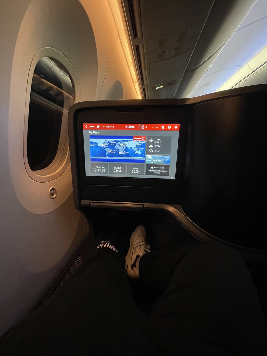🛫