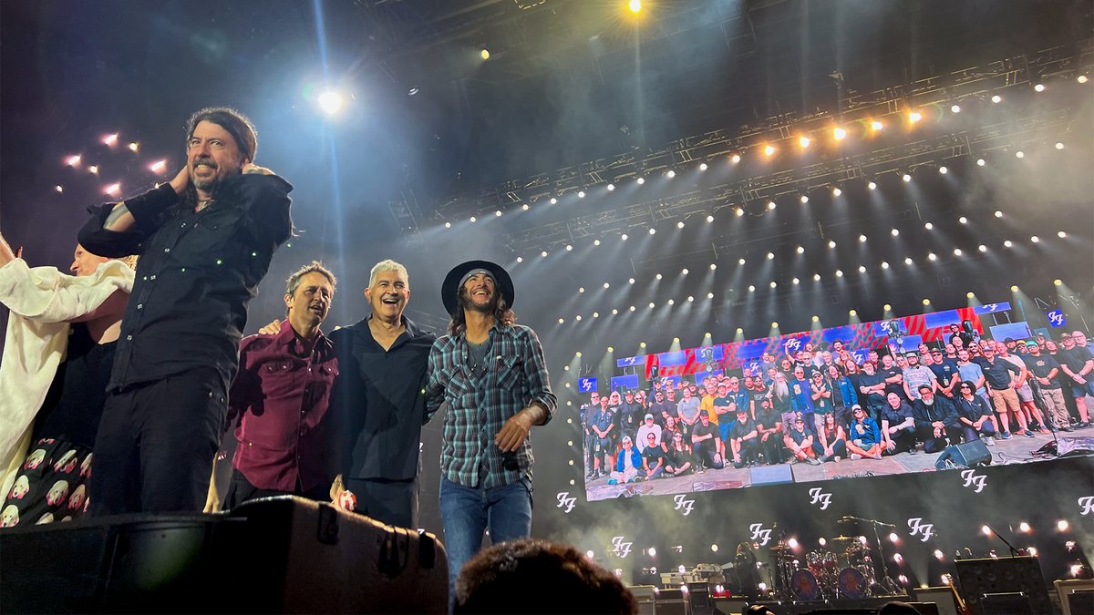 Foo Fighters (@foofighters) on Twitter photo Last stop on the Everything Or Nothing At All Tour π€
We don't ever say goodbye we just say...
THANK YOU
π· <a href="/AndiKTaylor13/">Andrea Kammerer</a> & Jack Ellis
#FF2024 Last stop on the Everything Or Nothing At All Tour π€
We don't ever say goodbye we just say...
THANK YOU
π· <a href="/AndiKTaylor13/">Andrea Kammerer</a> & Jack Ellis
#FF2024