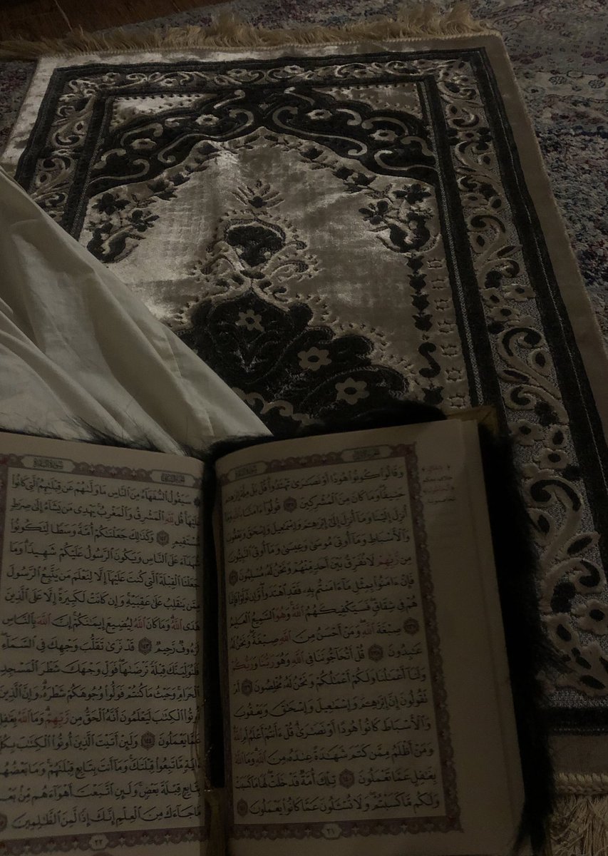 kalshararii's tweet photo. وَقُرْآنَ الْفَجْرِ إِنَّ قُرْآنَ الْفَجْرِ كَانَ مَشْهُودًا
#الفجر https://t.co/4Sva8RYeko