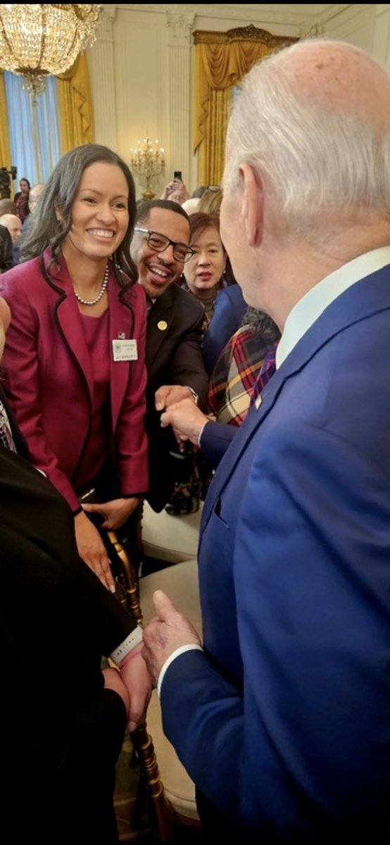 Yes!!  I want to thank President Joe Biden for his lifetime of Leadership &amp; public service

Yes!! That’s me.. giving the President of The United States of America a cool friendly fist bump!!  

This was during my White House visit! 

He’s a really cool guy!

Mayor Torrance Harvey
